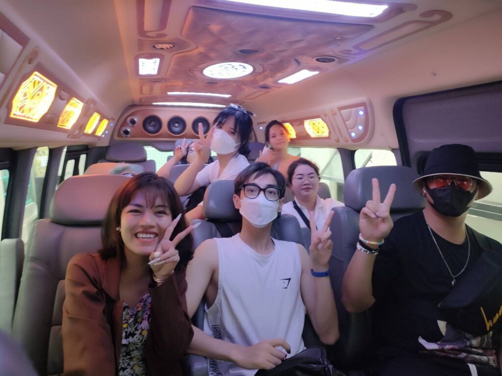 บริการรถตู้ วีไอพี