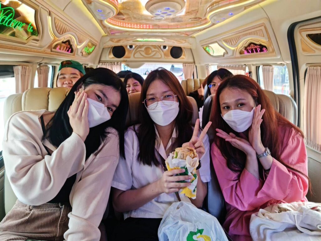 บริการรถตู้ นนทบุรี