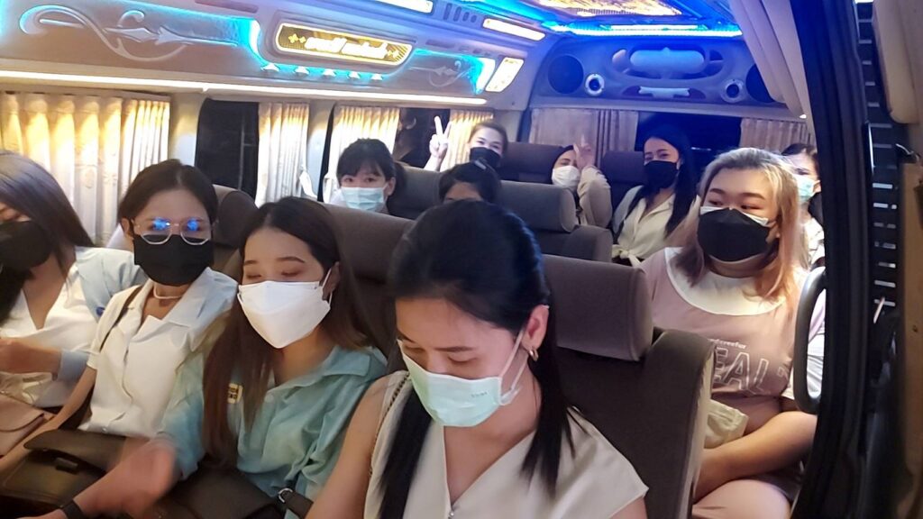 เช่ารถตู้